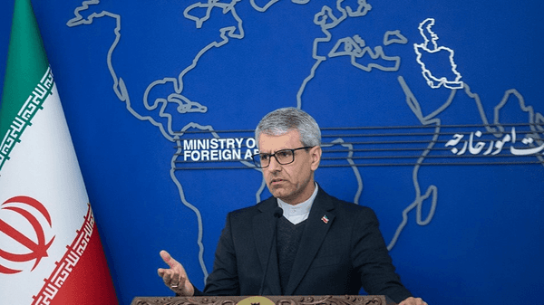 بقائی: برنامه موشکی برای دفاع از کیان ایران است نه مذاکره