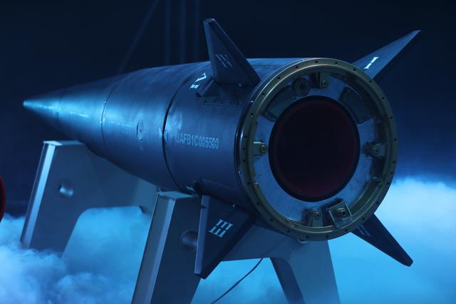 «فتاح» موشکی که سامانه‌های پدافندی را شکار می‌کند